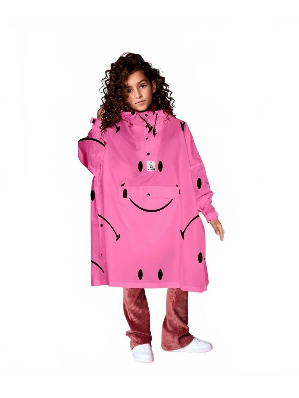RAINKISS x Smiley Rain Poncho with Hood, Kids Size 1, Waterproof Outdoor Wear